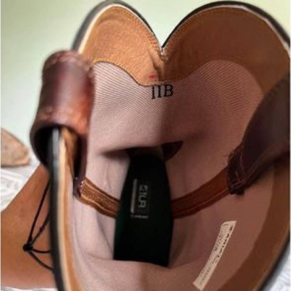 Women’s Ariat Boot - Picture 3 of 4